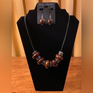 NWT, City Gypsies Brown Beaded and Silver Tone Necklace, 22”